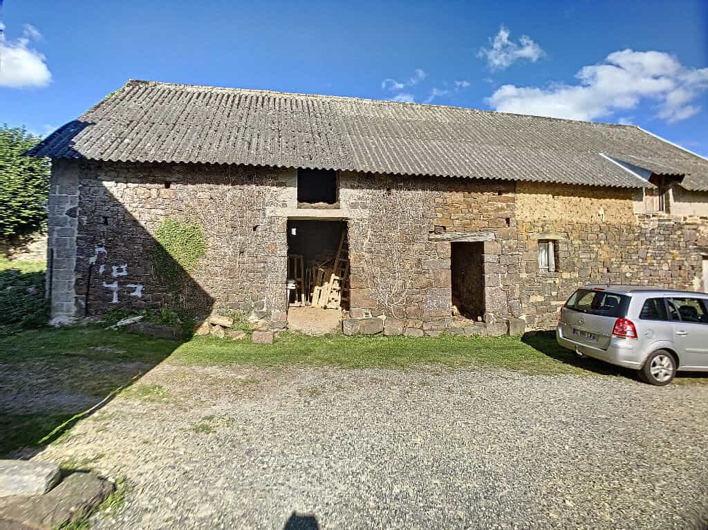 σπίτι σε Saint-Aubin-des-Preaux, Νορμανδία 10038620