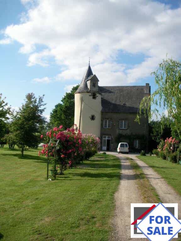 Rumah di Douillet, Sarthe 10038647