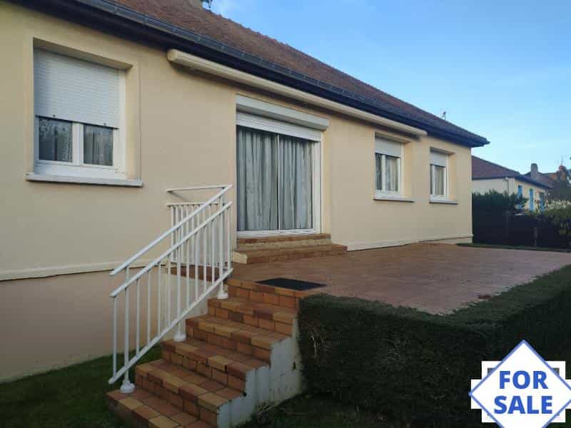 σπίτι σε Damigny, Orne 10038648