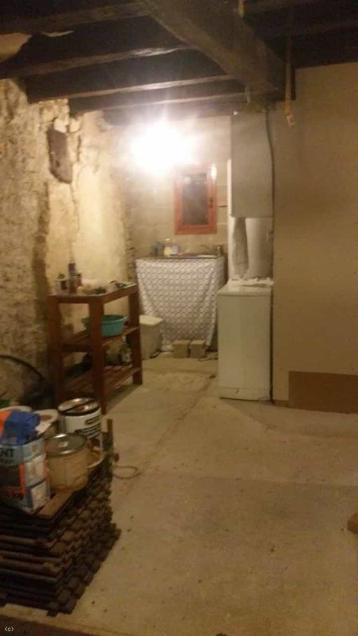 House in Confolens, Charente 10038716