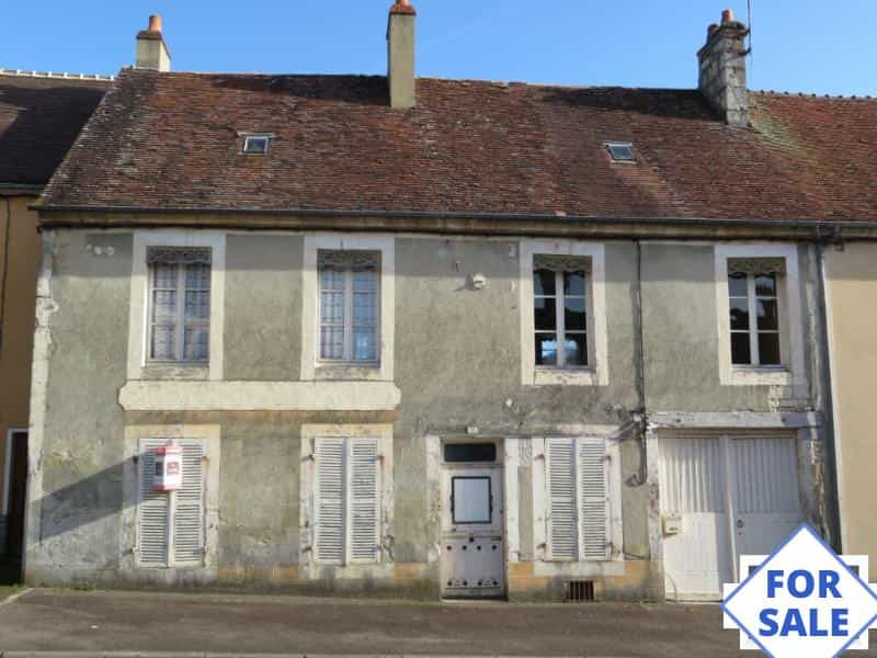House in Le Pin-la-Garenne, Normandie 10038837