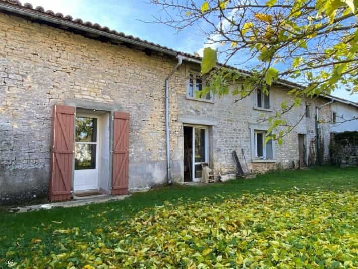 House in Ruffec, Nouvelle-Aquitaine 10038856