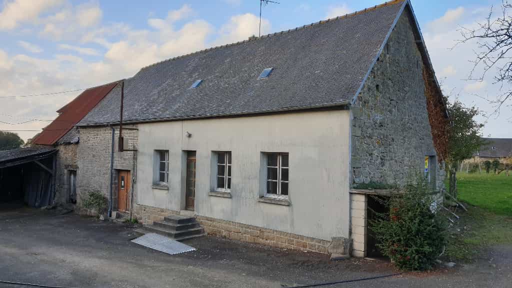 Rumah di Saint-Cyr-du-Bailleul, Normandia 10038865