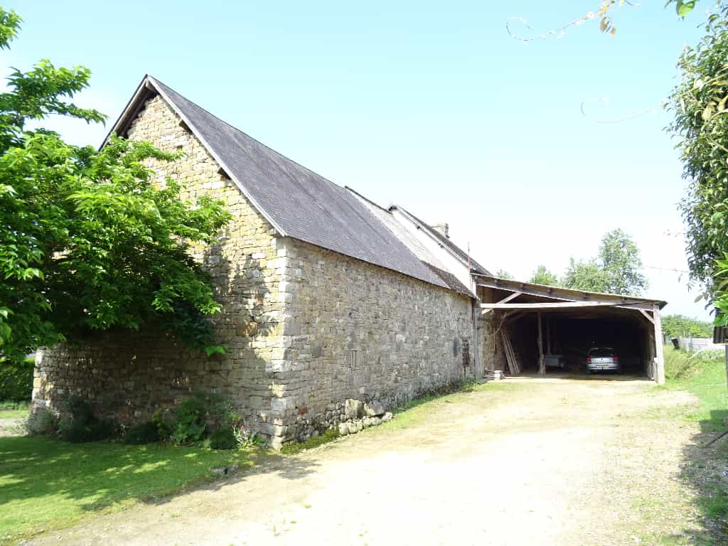 Rumah di Husson, Normandia 10038872