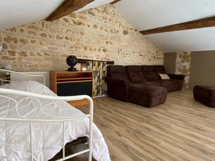 Rumah di Condac, Charente 10038984