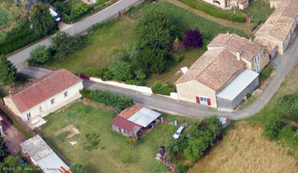 Hus i La Faye, Nouvelle-Aquitaine 10038985