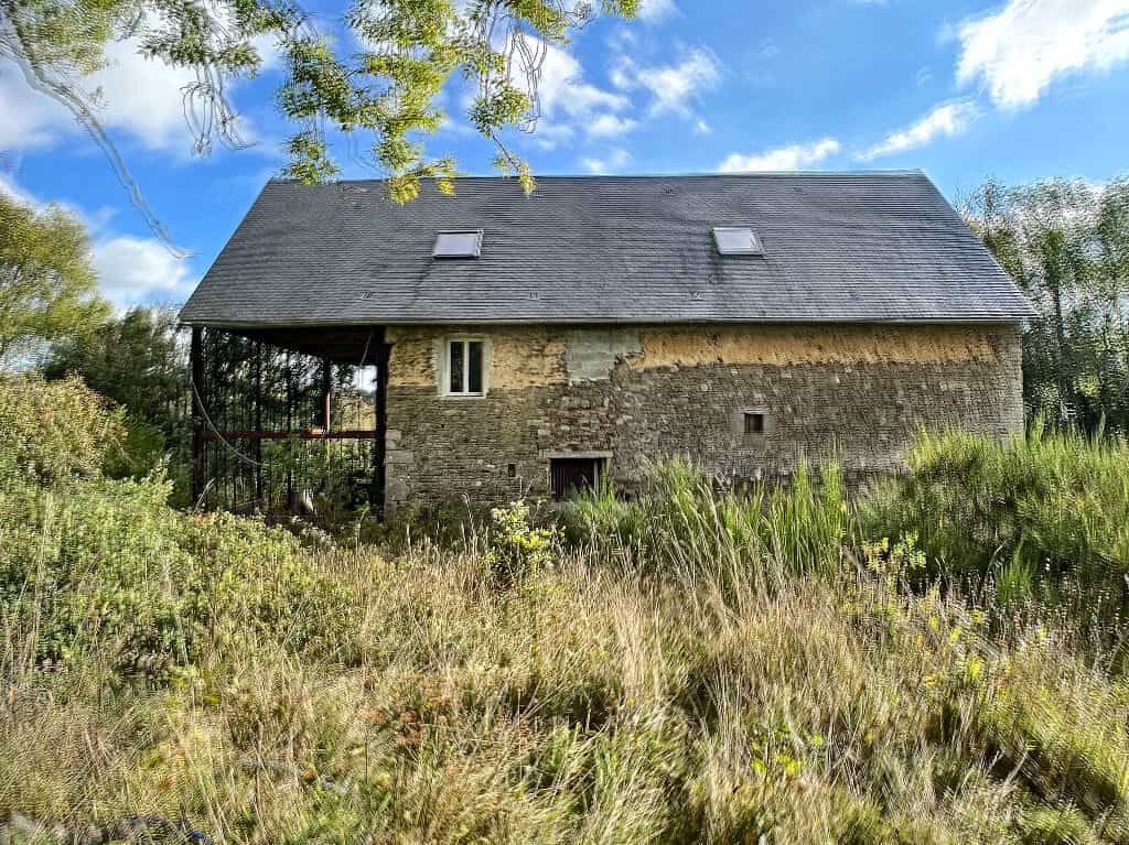 بيت في Saint-Vigor-des-Monts, Normandie 10039020