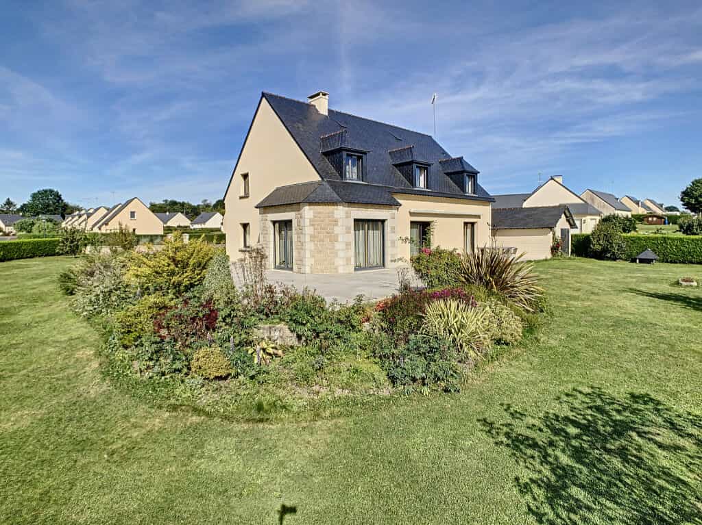 Casa nel Moulines, Normandie 10039089