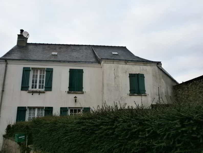 casa en Soeurdres, Países del Loira 10039101