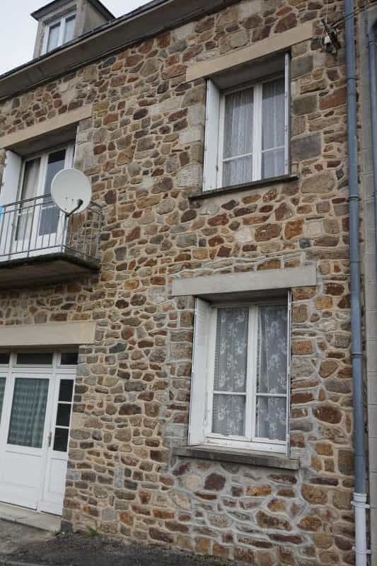 Haus im Ambrières-les-Vallées, Pays de la Loire 10039138