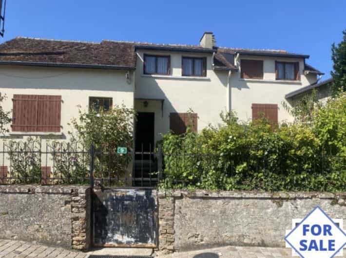 House in Berus, Pays de la Loire 10039140