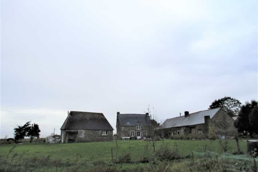 rumah dalam Guegon, Bretagne 10039162