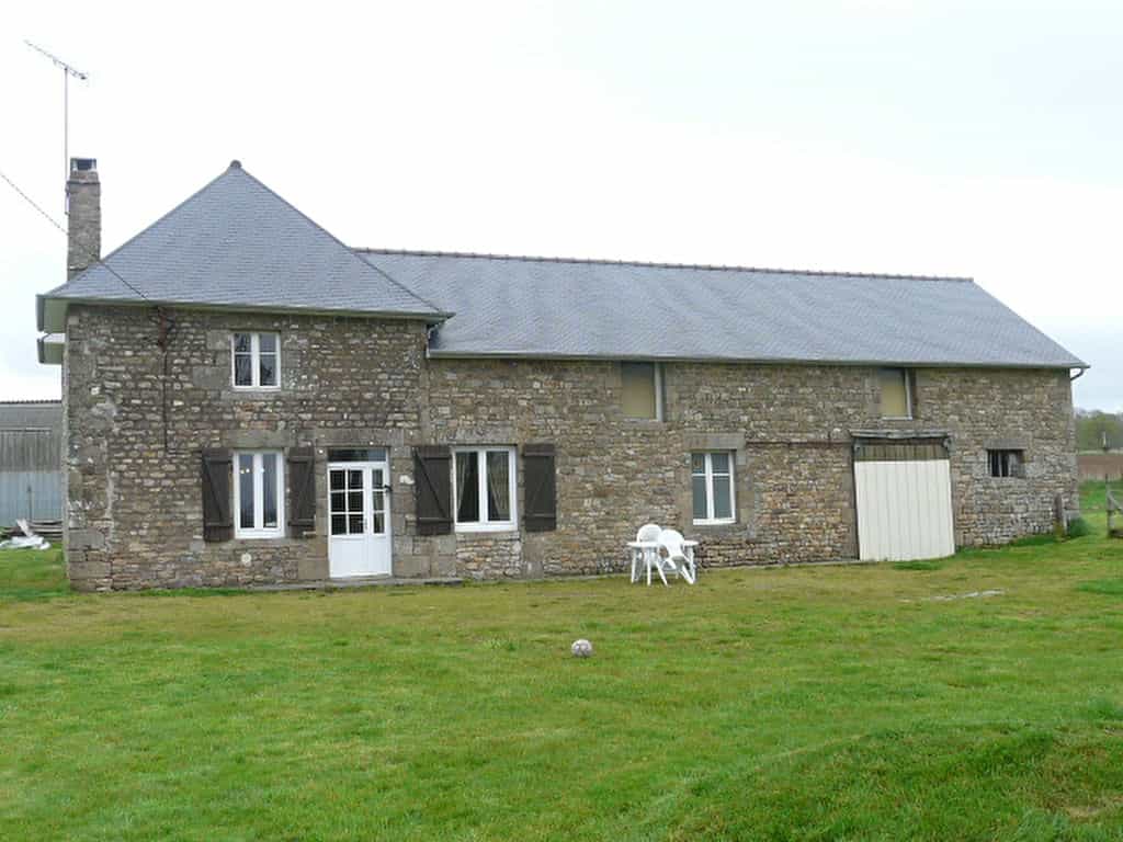 Rumah di parigny, Normandia 10039165