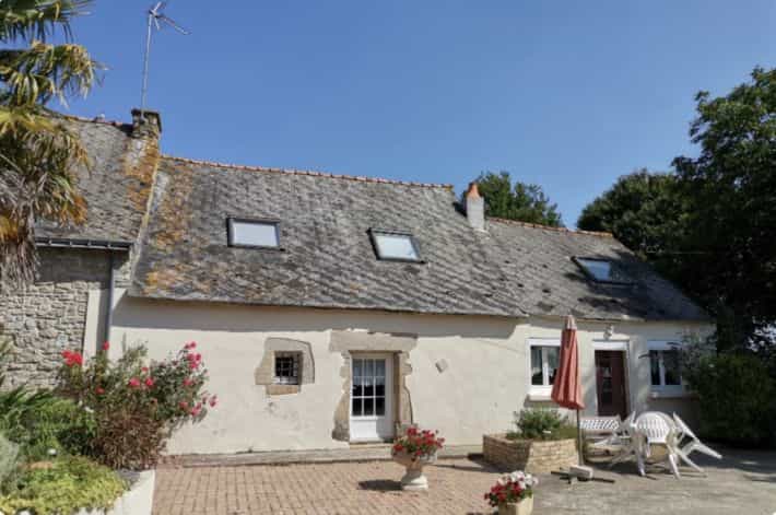 rumah dalam Lanouee, Bretagne 10039207