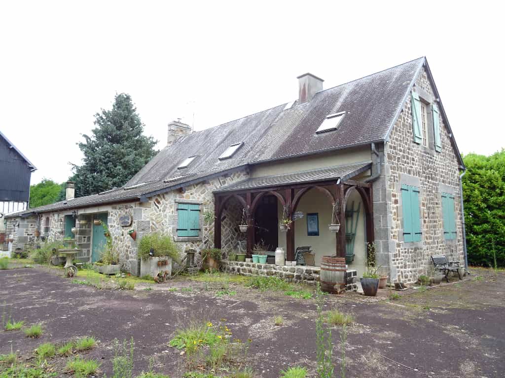 жилой дом в Романьи, Нормандия 10039227