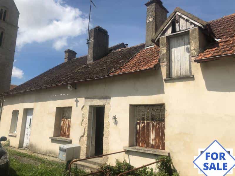Huis in Chersay, Pays de la Loire 10039326
