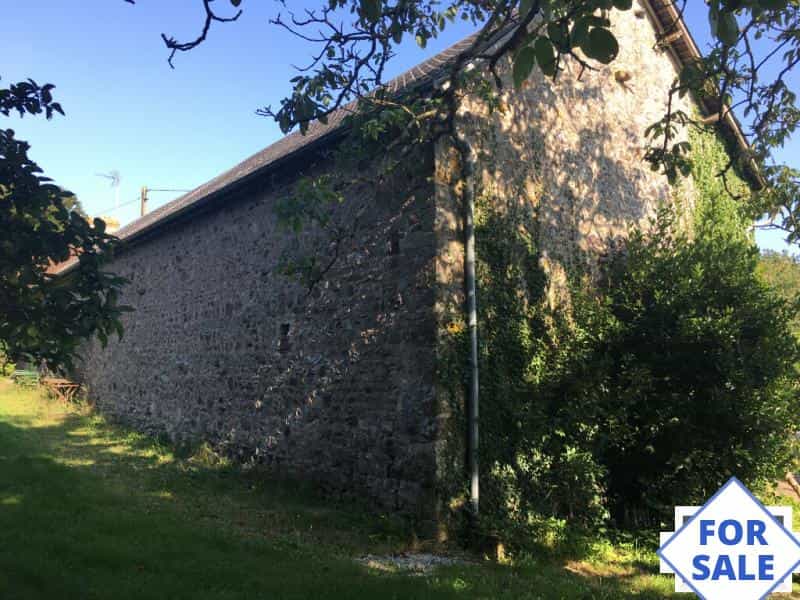 Talo sisään Conde-sur-Sarthe, Orne 10039349
