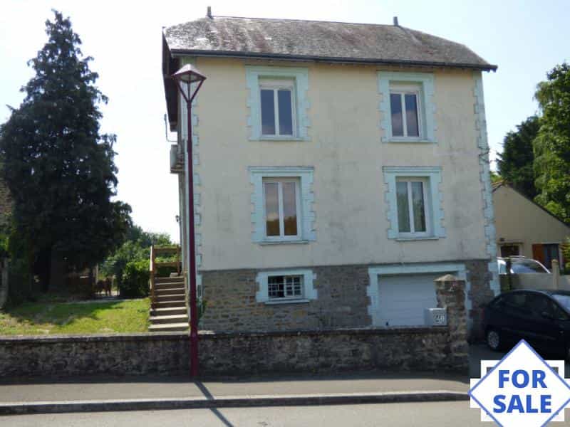 casa en Villaines-la-Juhel, Países del Loira 10039355