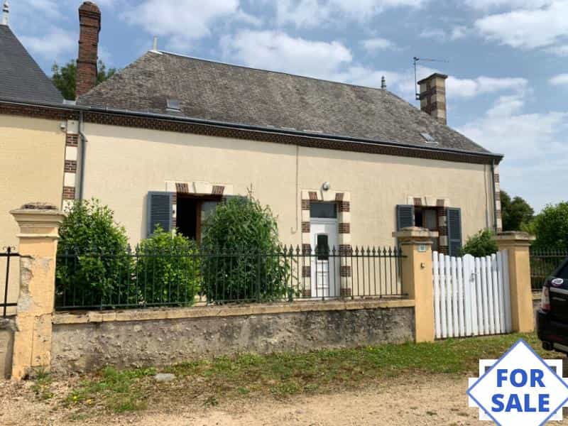 Hus i Saint-Martin-du-Vieux-Belleme, Normandie 10039368