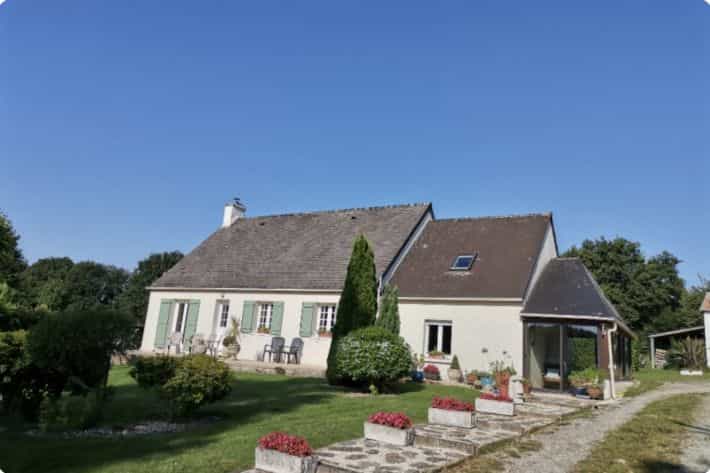 Rumah di Guillac, Nouvelle-Aquitaine 10039387