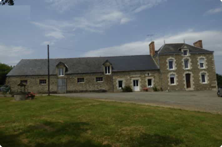rumah dalam Brehan, Bretagne 10039410