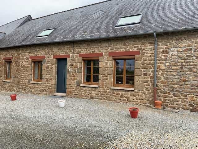 House in Ambrieres-les-Vallees, Mayenne 10039425
