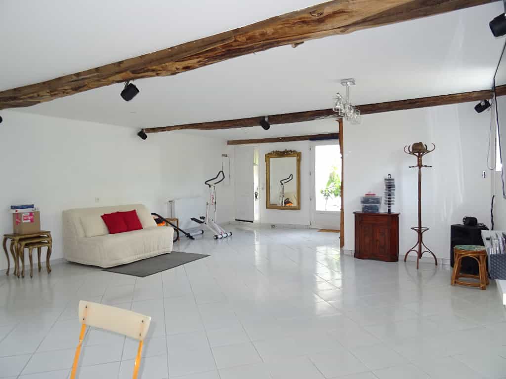 Casa nel Les Loges-Marchis, Normandie 10039430