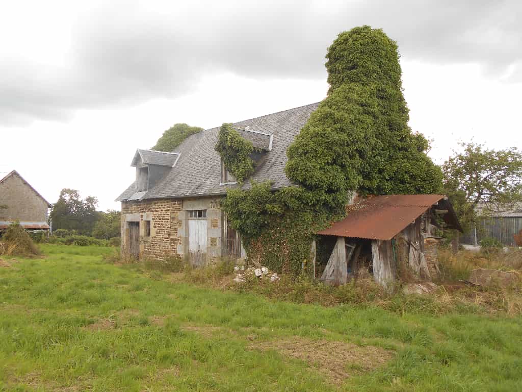 Hus i Juvigny-le-Tertre, Normandie 10039502