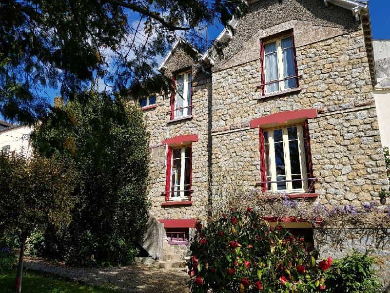 House in Fougeres, Bretagne 10039566