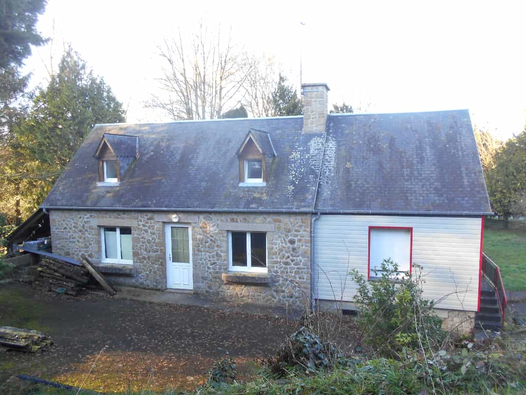 House in Sainte-Marie-du-Bois, Normandie 10039735