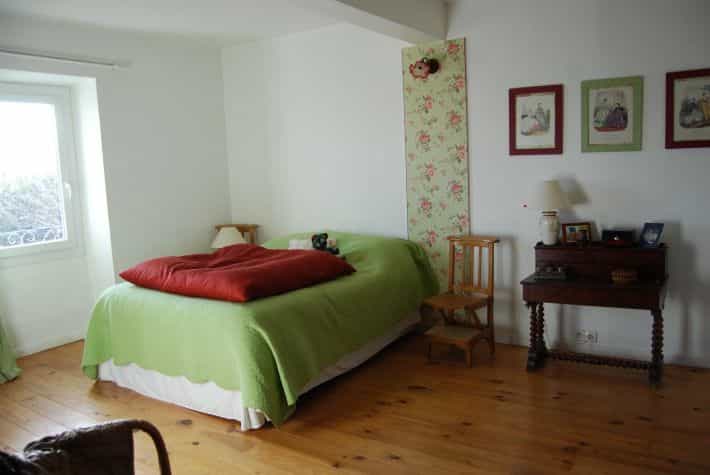 Dom w Raissac-sur-Lampy, Oksytania 10039783