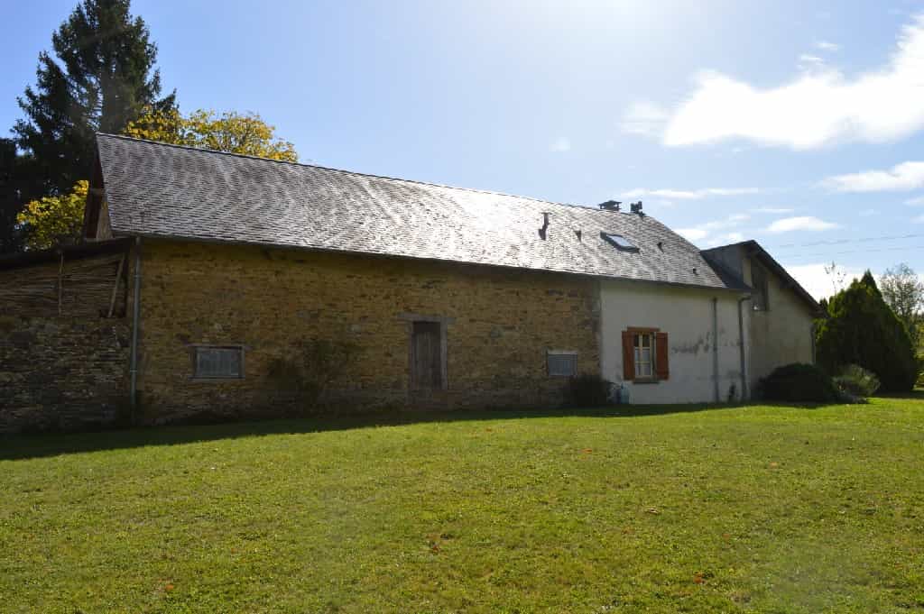 Haus im La Croisille-sur-Briance, Haute-Vienne 10039899