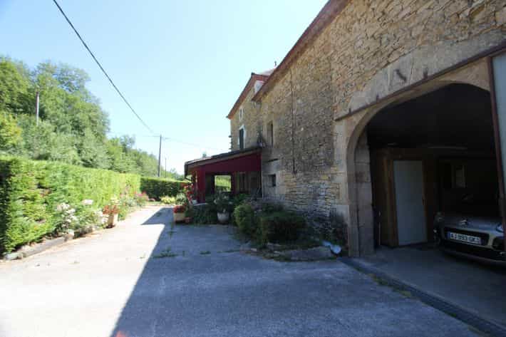 жилой дом в Villefranche-du-Perigord, Dordogne 10039922