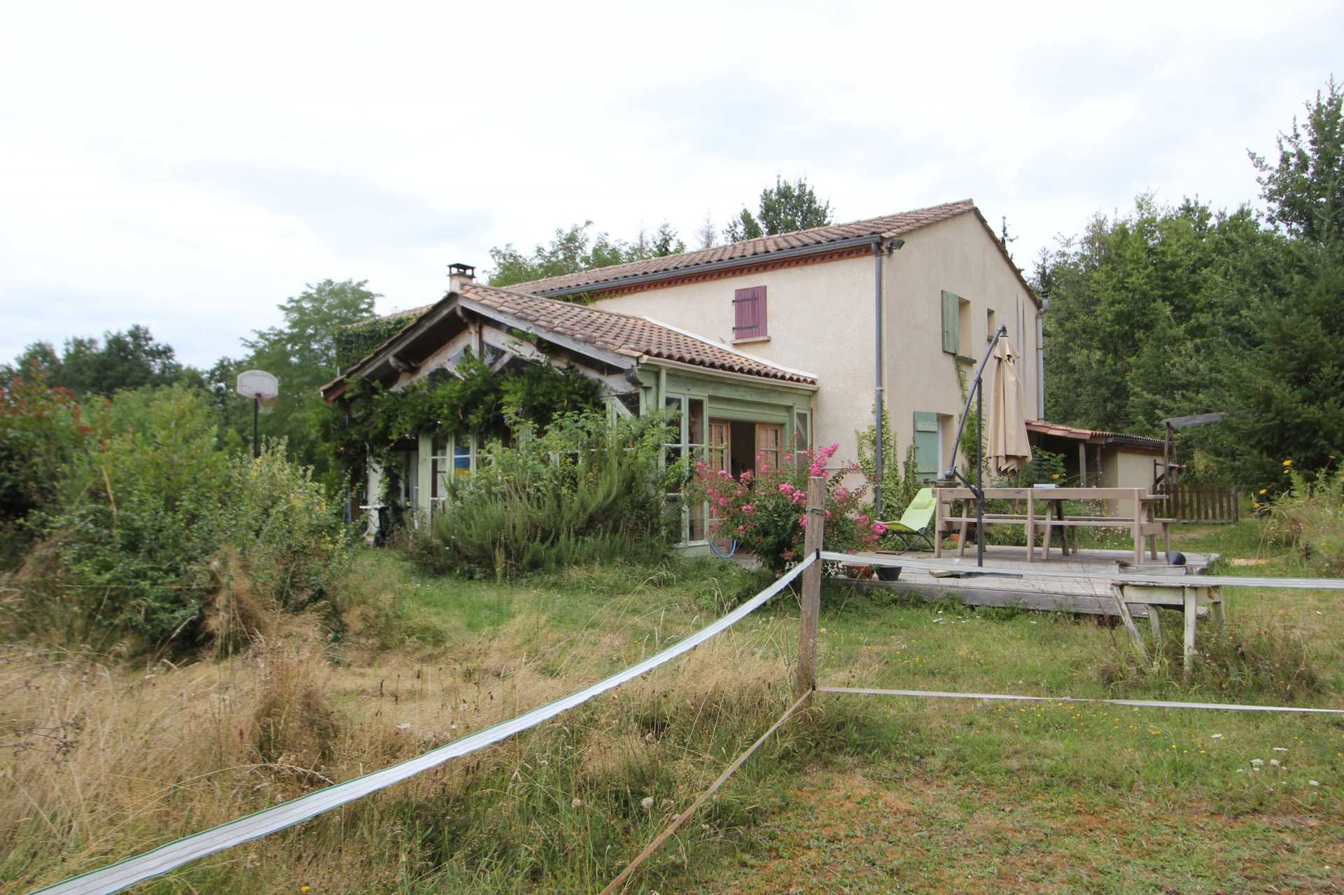 Hus i Villefranche-du-Perigord, Nouvelle-Aquitaine 10039927