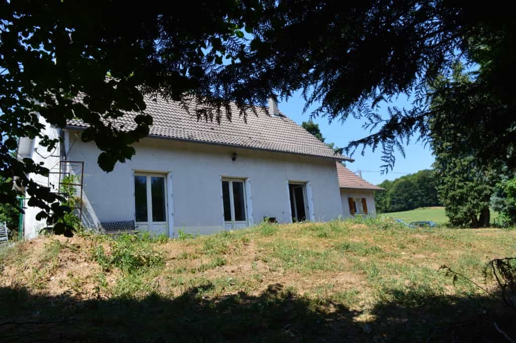 Haus im La Croisille-sur-Briance, Nouvelle-Aquitaine 10039931