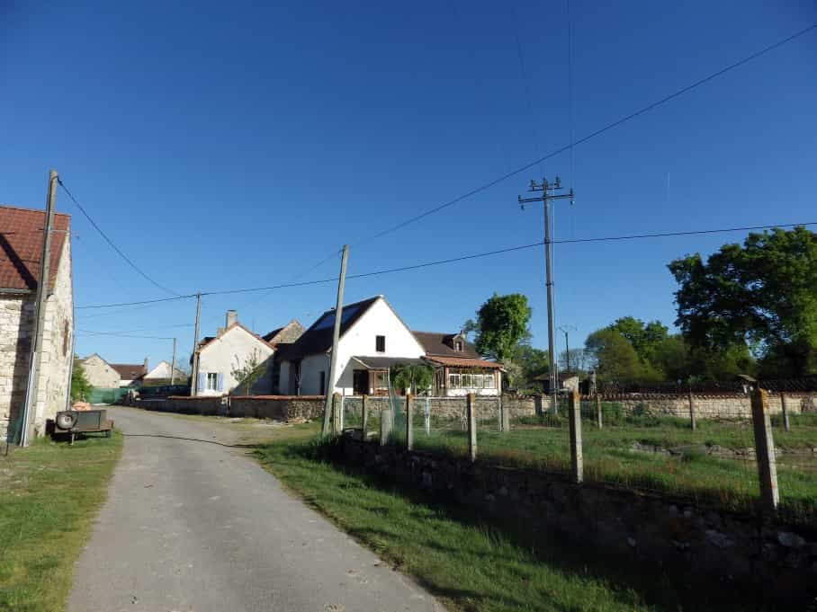 Hus i Bellac, Nouvelle-Aquitaine 10039944