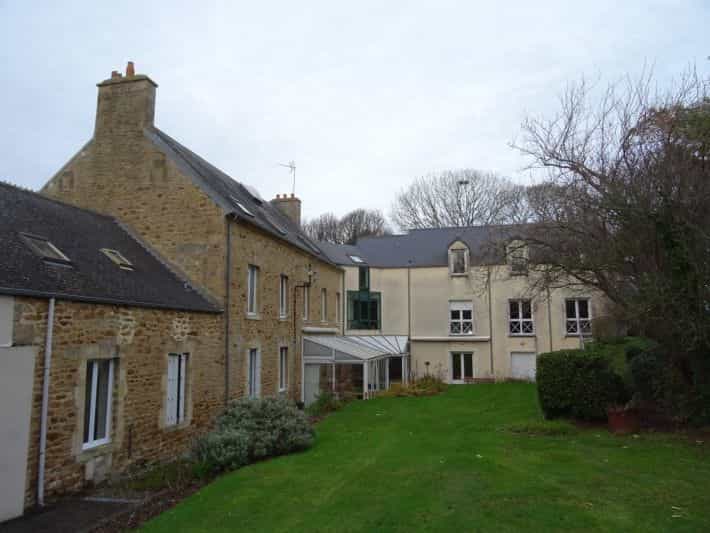 House in Saint-Pierre-Eglise, Normandie 10039948