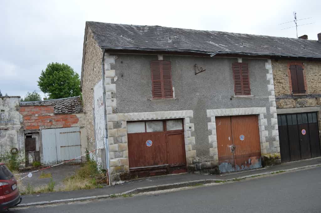 House in La Croisille-sur-Briance, Nouvelle-Aquitaine 10039965