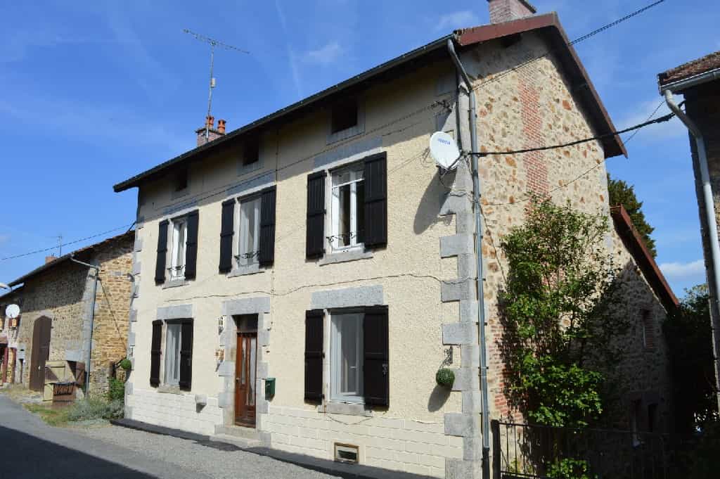 Hus i Saint-Leonard-de-Noblat, Nouvelle-Aquitaine 10039971