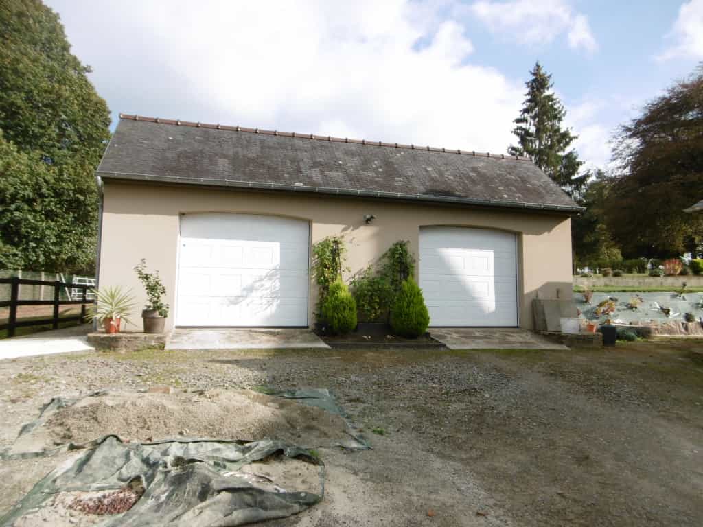 Casa nel Saint-Hilaire-du-Harcouet, Normandia 10039990
