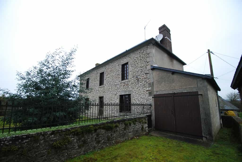 House in Grazay, Pays de la Loire 10039994