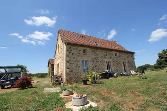 σπίτι σε Monplaisant, Nouvelle-Aquitaine 10040170