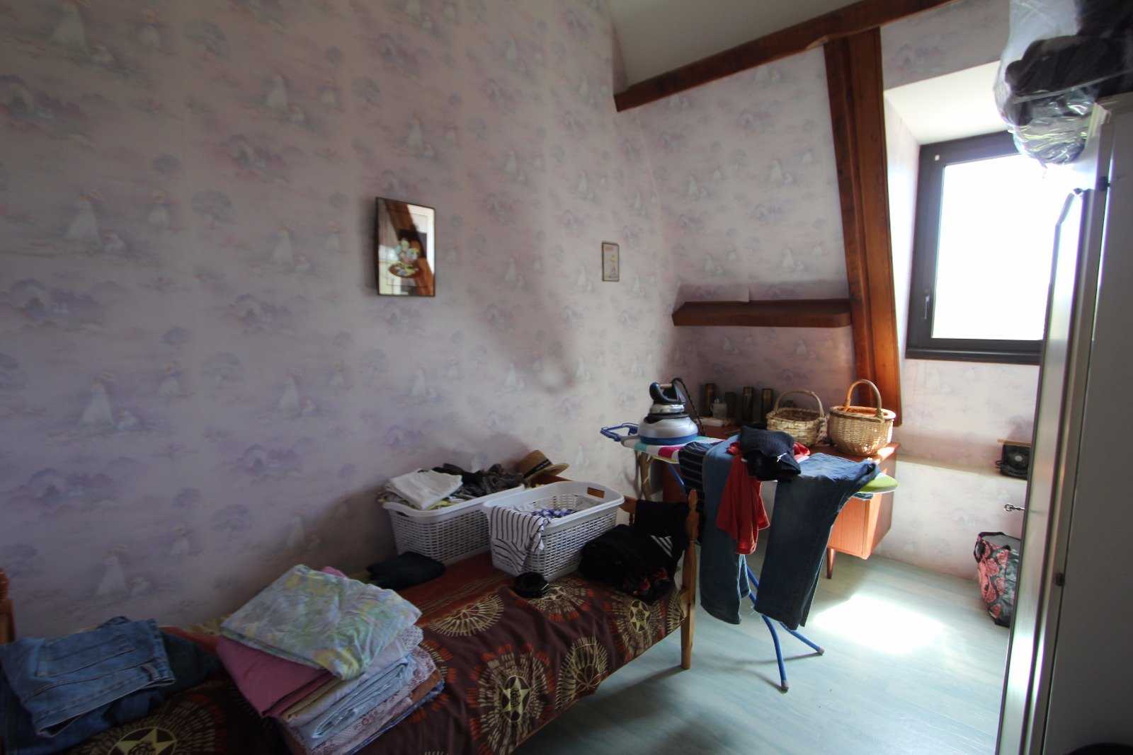 بيت في Bezenac, Dordogne 10040259