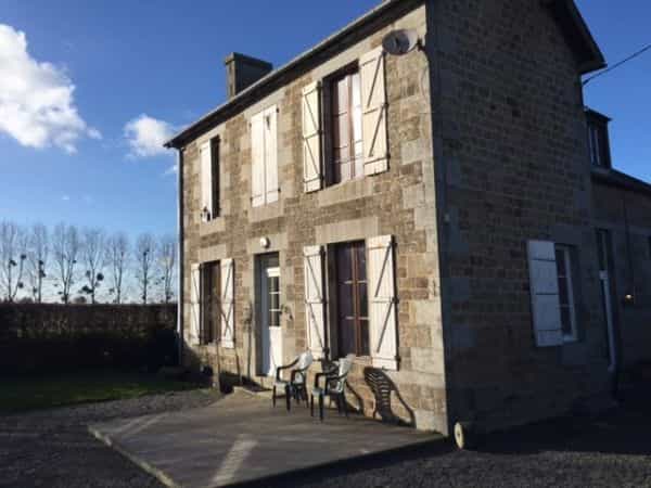 rumah dalam Saint-Aubin-des-Bois, Normandie 10040263