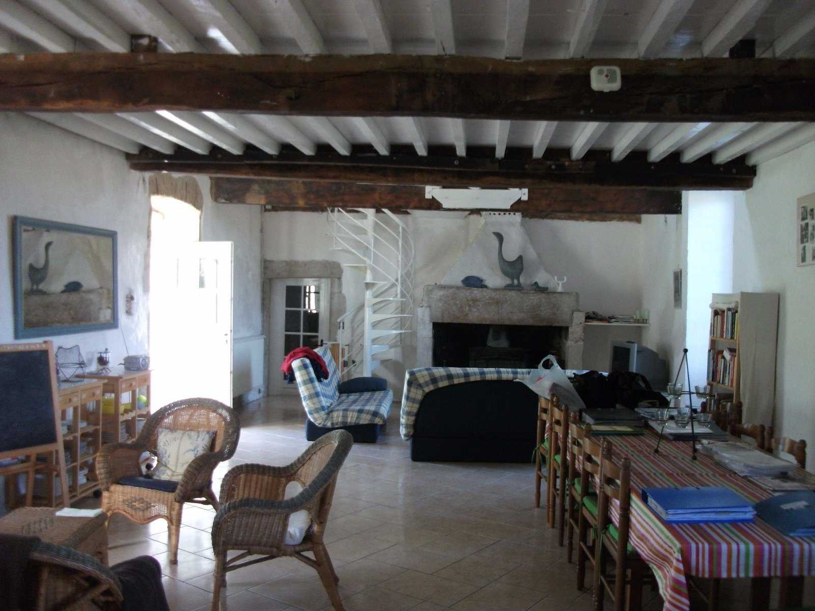 σπίτι σε Saint-Sylvestre-sur-Lot, Nouvelle-Aquitaine 10040279