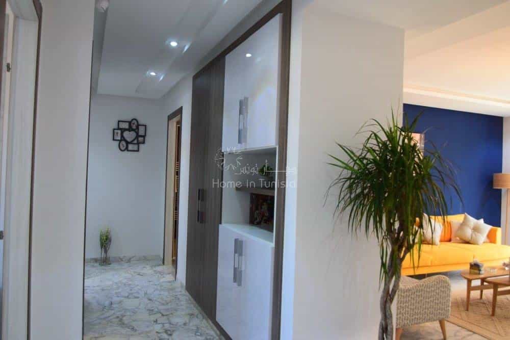 Condominium in Tunis,  10040304