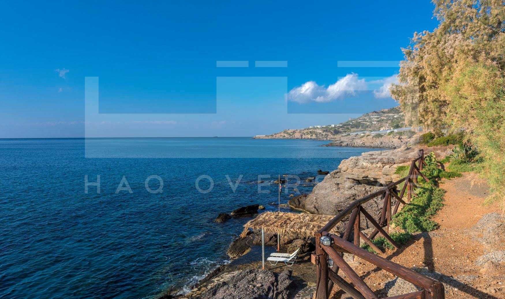 loger dans Makrys Gialos, Crete 10041471