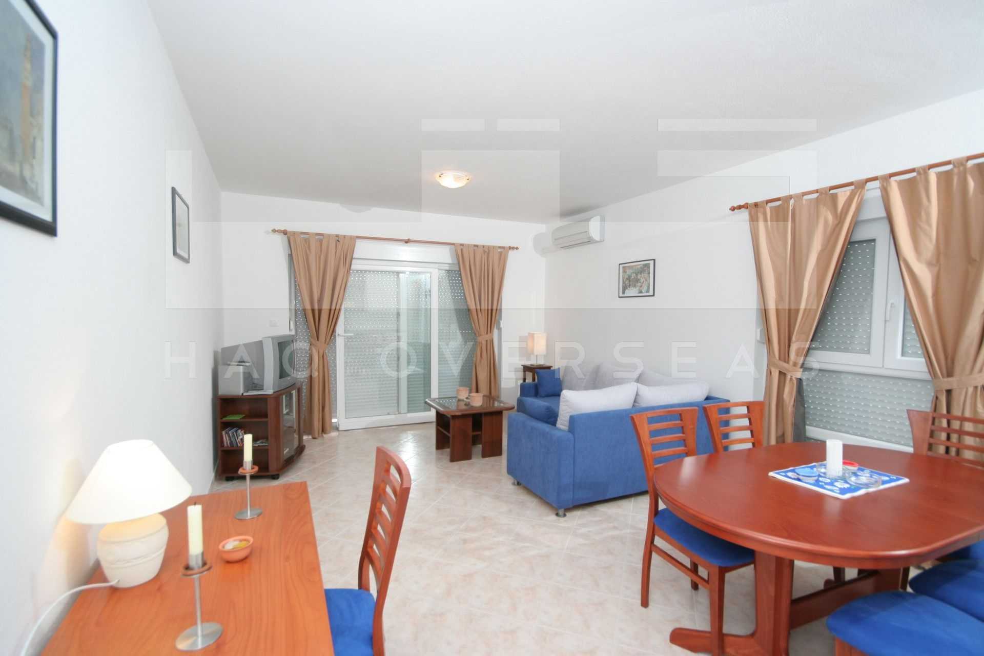 Condominium in Okrug, Dalmatia 10041486
