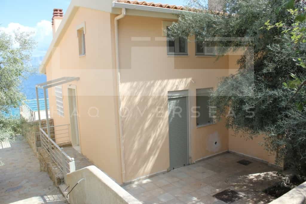 House in Nikiana, Lefkada island 10041756
