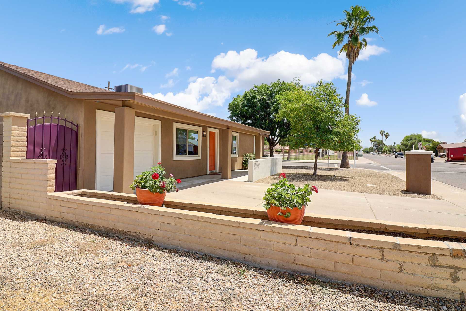 House in Paradise Valley Oasis, Arizona 10042099